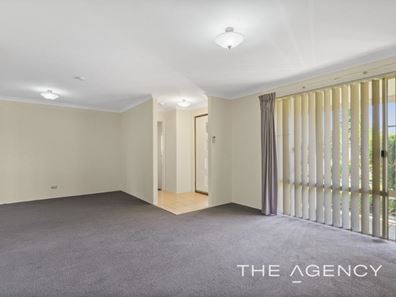 77 Brenchley Drive, Atwell WA 6164