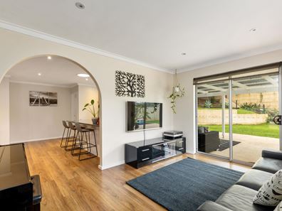 27B Hood Terrace, Sorrento WA 6020