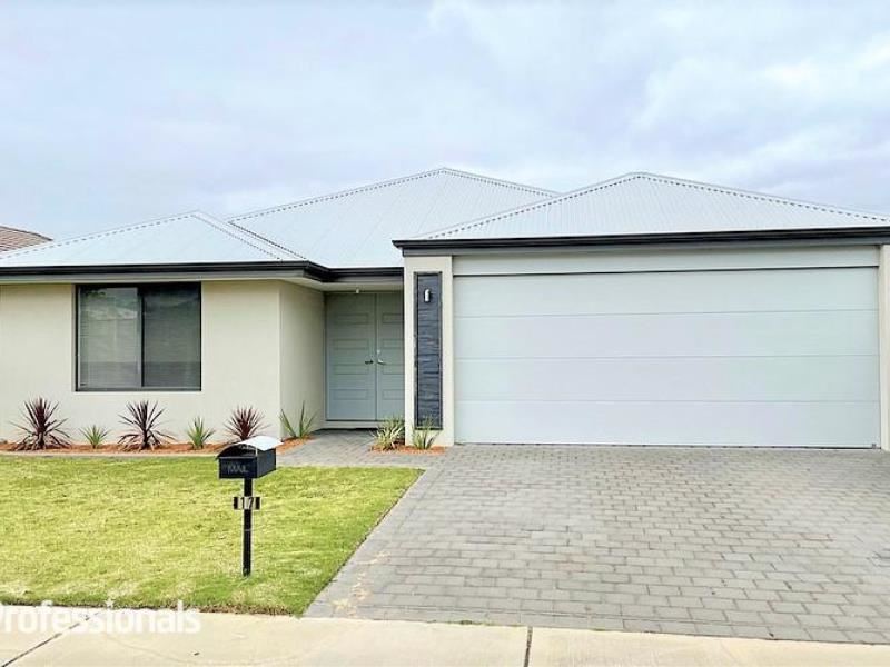 17 Daimpre Way, Byford