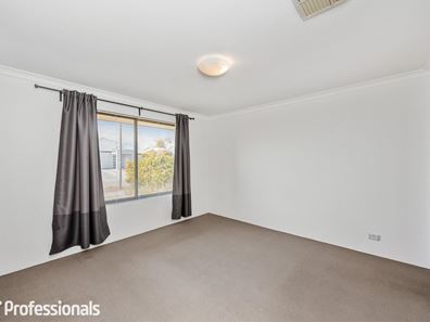 17 Daimpre Way, Byford WA 6122