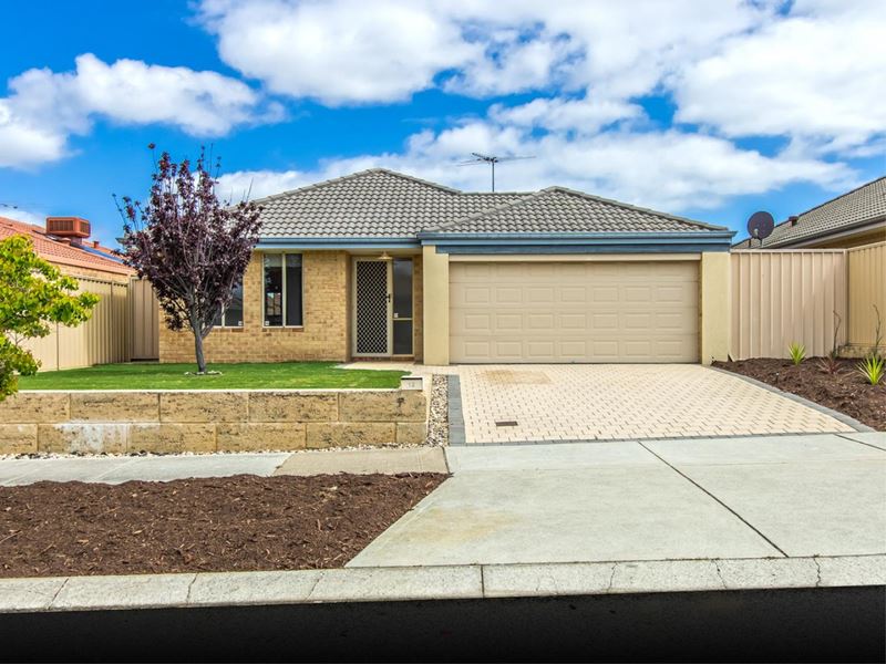 12 Heyford Parade, Bertram