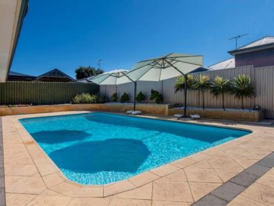 145 McLarty Road, Halls Head WA 6210