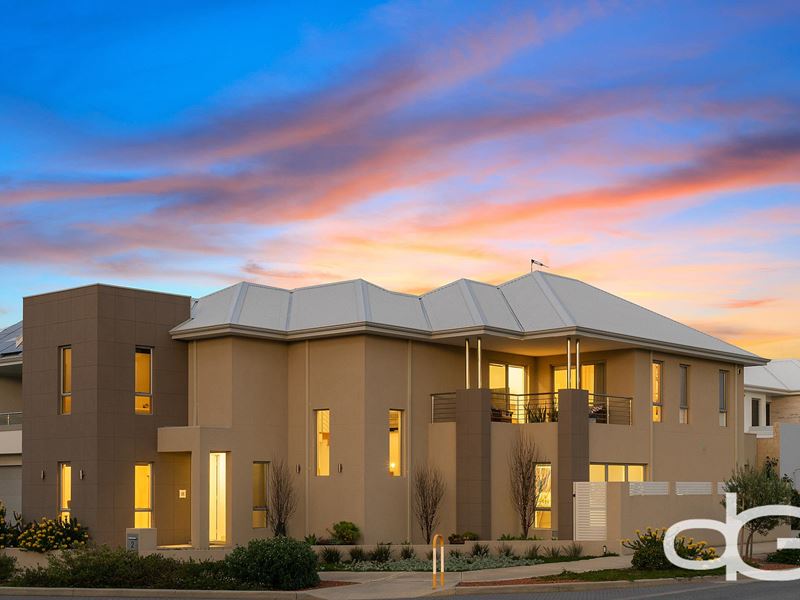 2 O'Connor Close, North Coogee