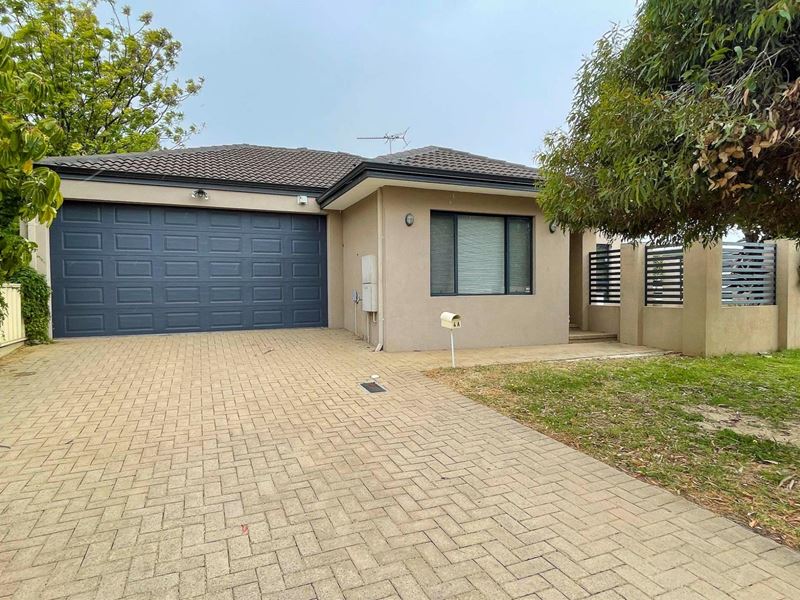 A/4 Emsworth Way, Balga