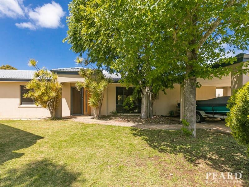 4 Arrol Street, Carine