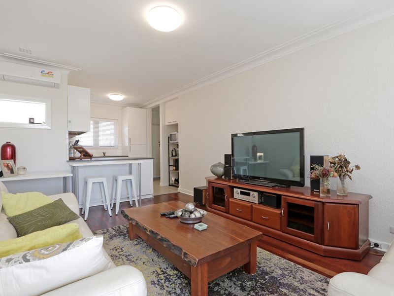 6/144 Melville Parade, Como