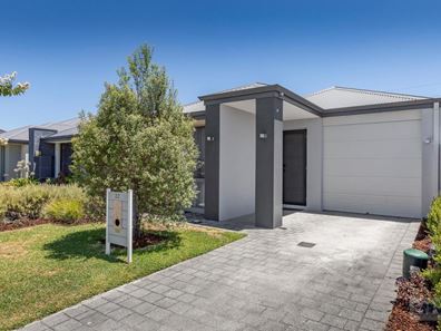 22 Castlereagh Way, Brabham WA 6055