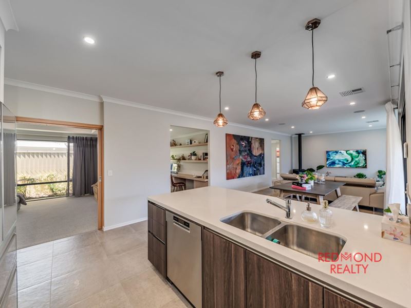 11 Kewarra Avenue, Burns Beach