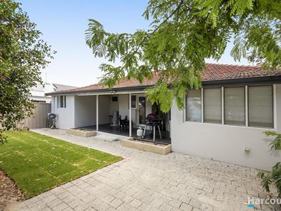 30 Valentine Avenue, Dianella WA 6059