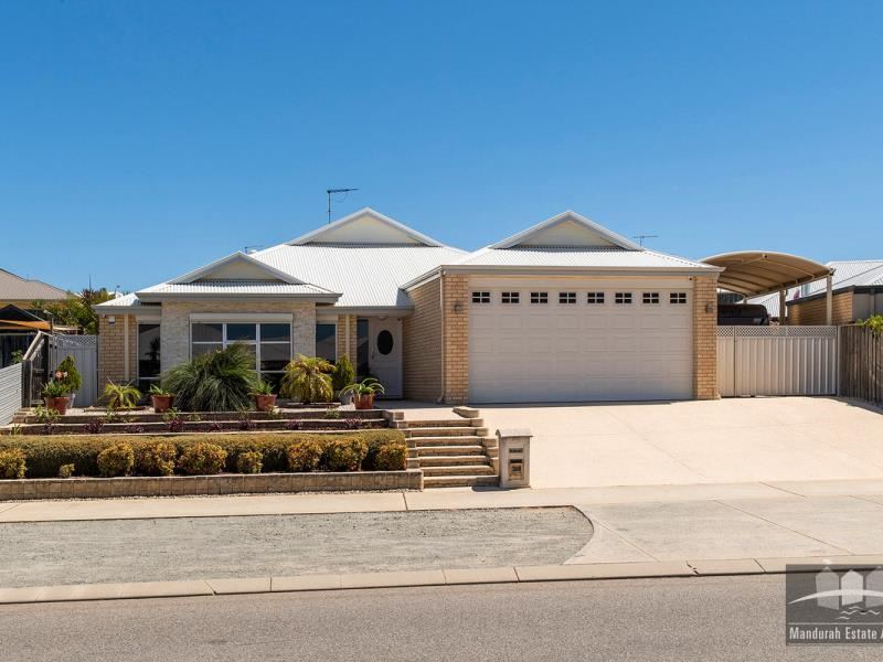 368 Peelwood Parade, Halls Head