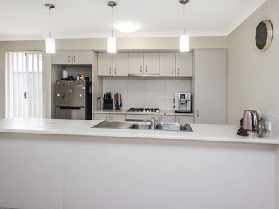 11 Steer Road, Baldivis WA 6171