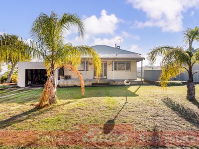 18 Raymond Street, Collie WA 6225