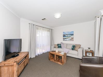 4 Curzon Court, Willetton WA 6155