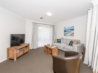 4 Curzon Court, Willetton WA 6155