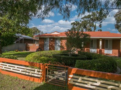 33 Gaskin Road, Kenwick WA 6107