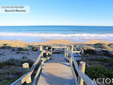 249 Peelwood Parade, Halls Head WA 6210