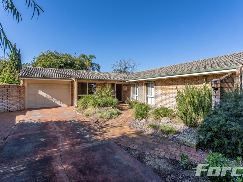 4 Becton Court, Kingsley