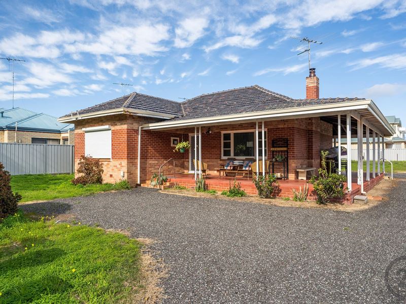 69A Tuckey Street, Mandurah WA 6210