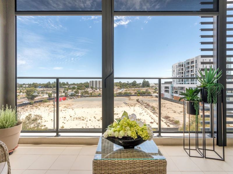 173/2 Signal Terrace, Cockburn Central WA 6164