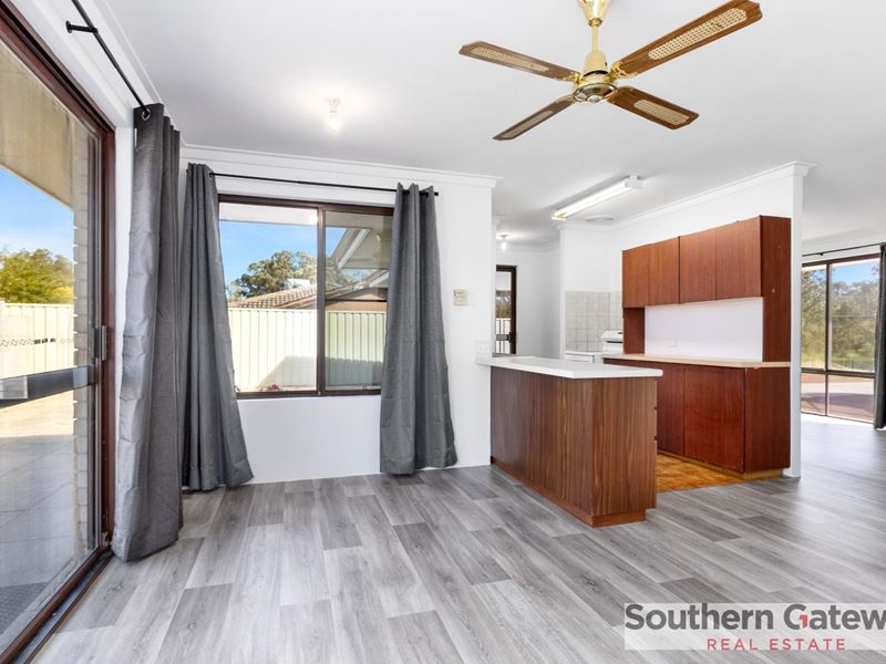 14 McKanna Gardens, Parmelia