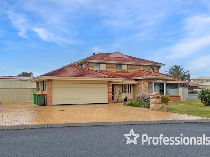 1 Birkdale Place, Pelican Point