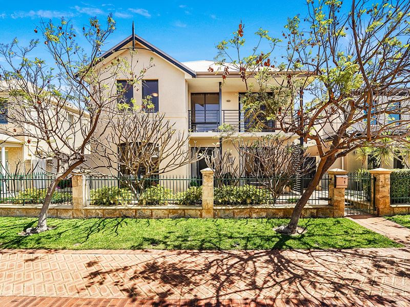 5 Foxtail Mall, Stirling
