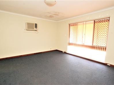 92 Leeds Street, Dianella WA 6059
