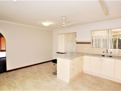 92 Leeds Street, Dianella WA 6059