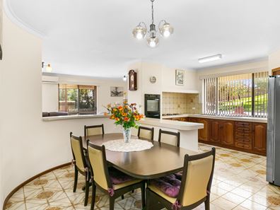 5 Thackeray Street, Spearwood WA 6163