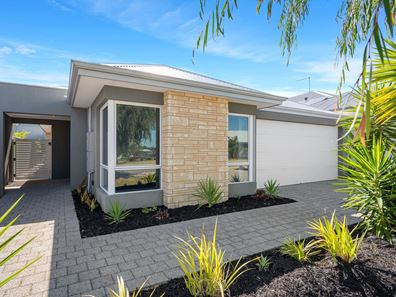 28 Litchfield Circle, Wandi WA 6167