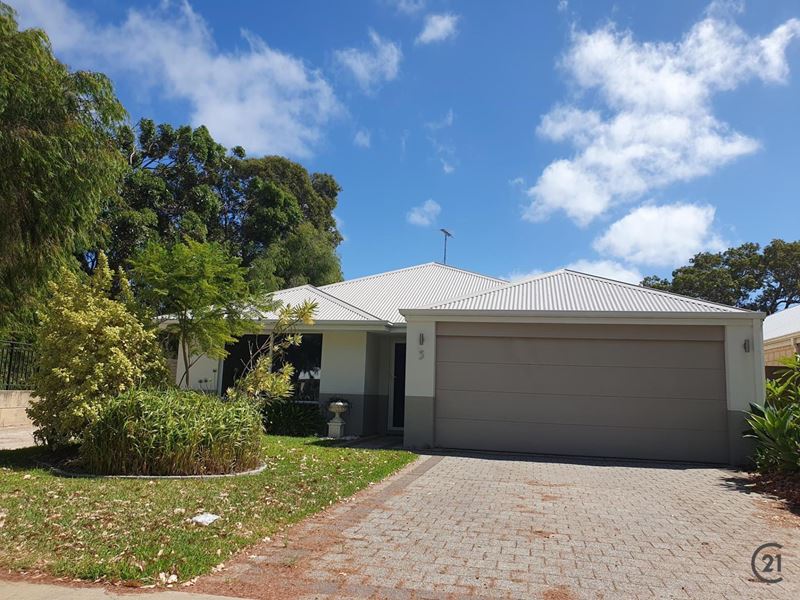 5 Bobtail Bend, Wannanup WA 6210