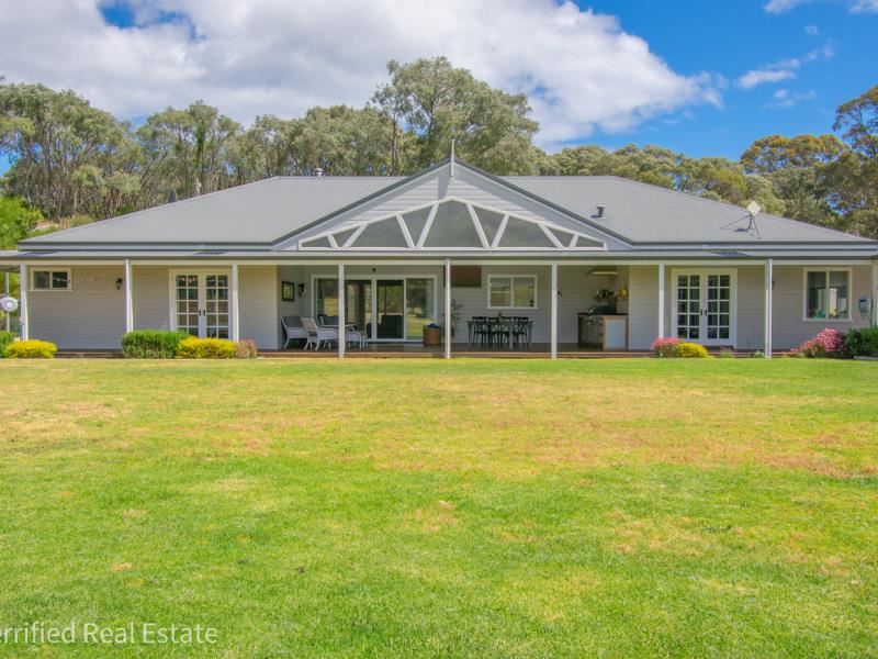 102 Princess Avenue, Robinson