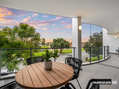 3/100 Terrace Road, East Perth WA 6004