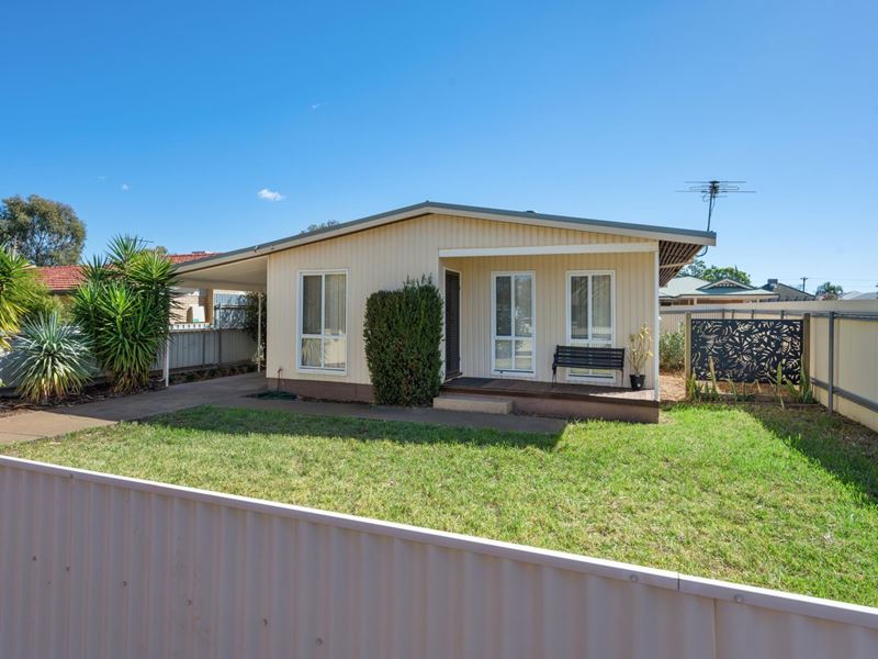 130 Lyall Street, Lamington