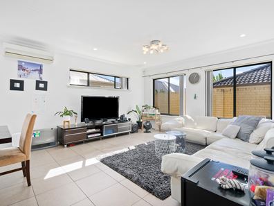 313b Grand Promenade, Dianella WA 6059