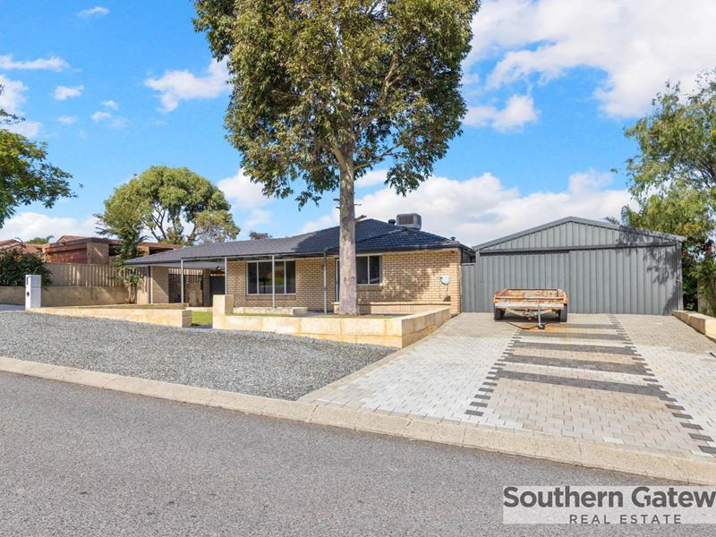 10 Riley Place, Leda