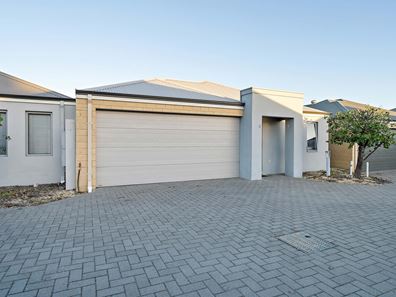 3/9 Arthur  Street, Cannington WA 6107