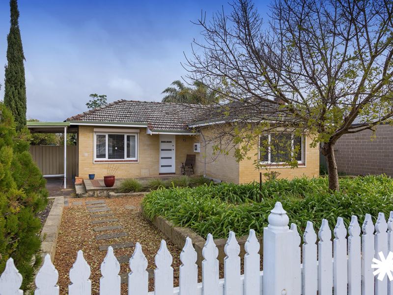 268 Fisher  Street, Cloverdale