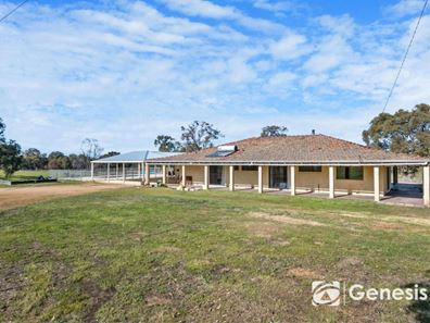 257 Berry Brow Road, Bakers Hill WA 6562