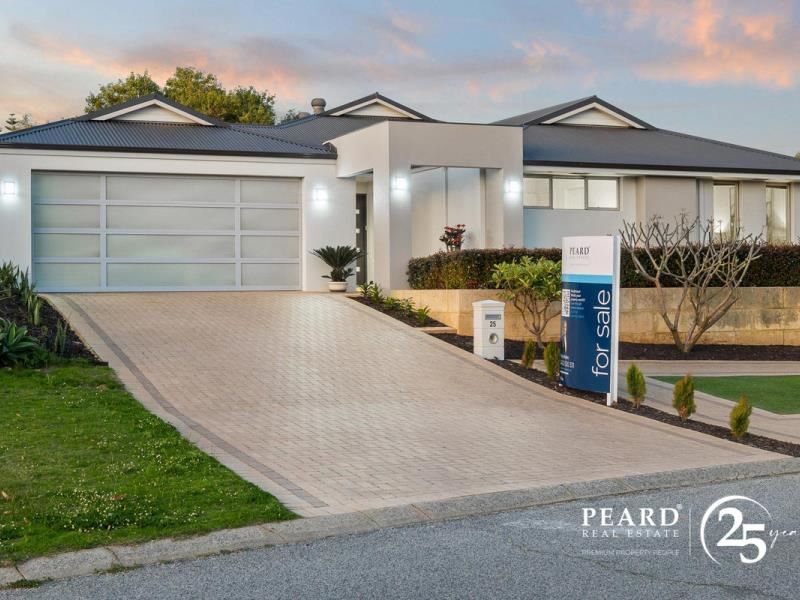 25 Opal Drive, Edgewater