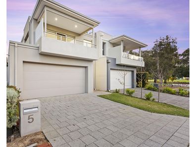 5 Hanover Place, North Perth WA 6006