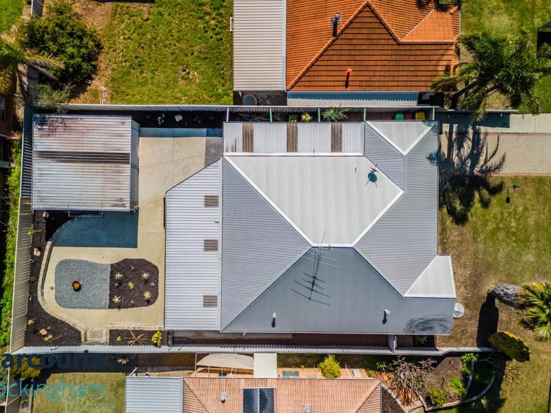 18 Pallarup Grove, Waikiki
