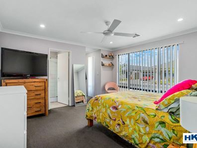 8 Relic Boulevard, Aveley WA 6069