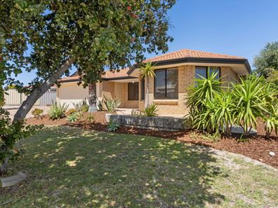 8 Porto Novo Mews, Secret Harbour WA 6173