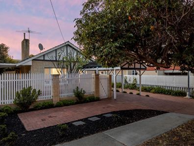 201A Huntriss Road, Doubleview WA 6018