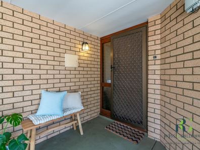 4/1 Helm Street, Mount Pleasant WA 6153