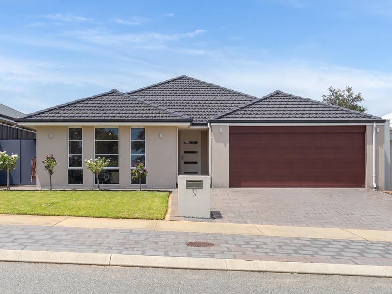 37 Liddard Gardens, Baldivis WA 6171