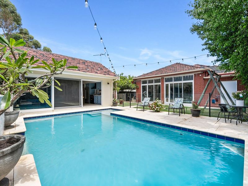92 Comer Street, Como