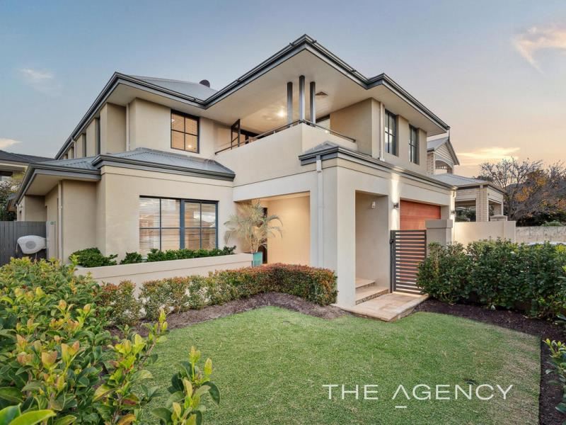 44 Margaret Street, Watermans Bay WA 6020