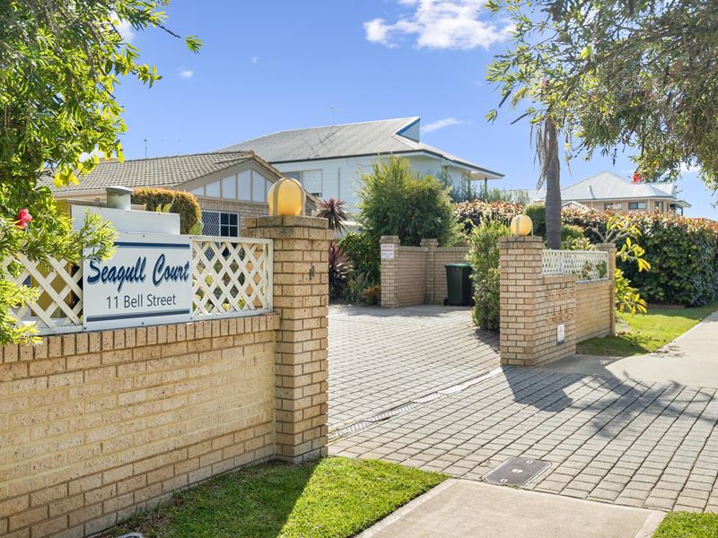 7/11 Bell Street, Rockingham